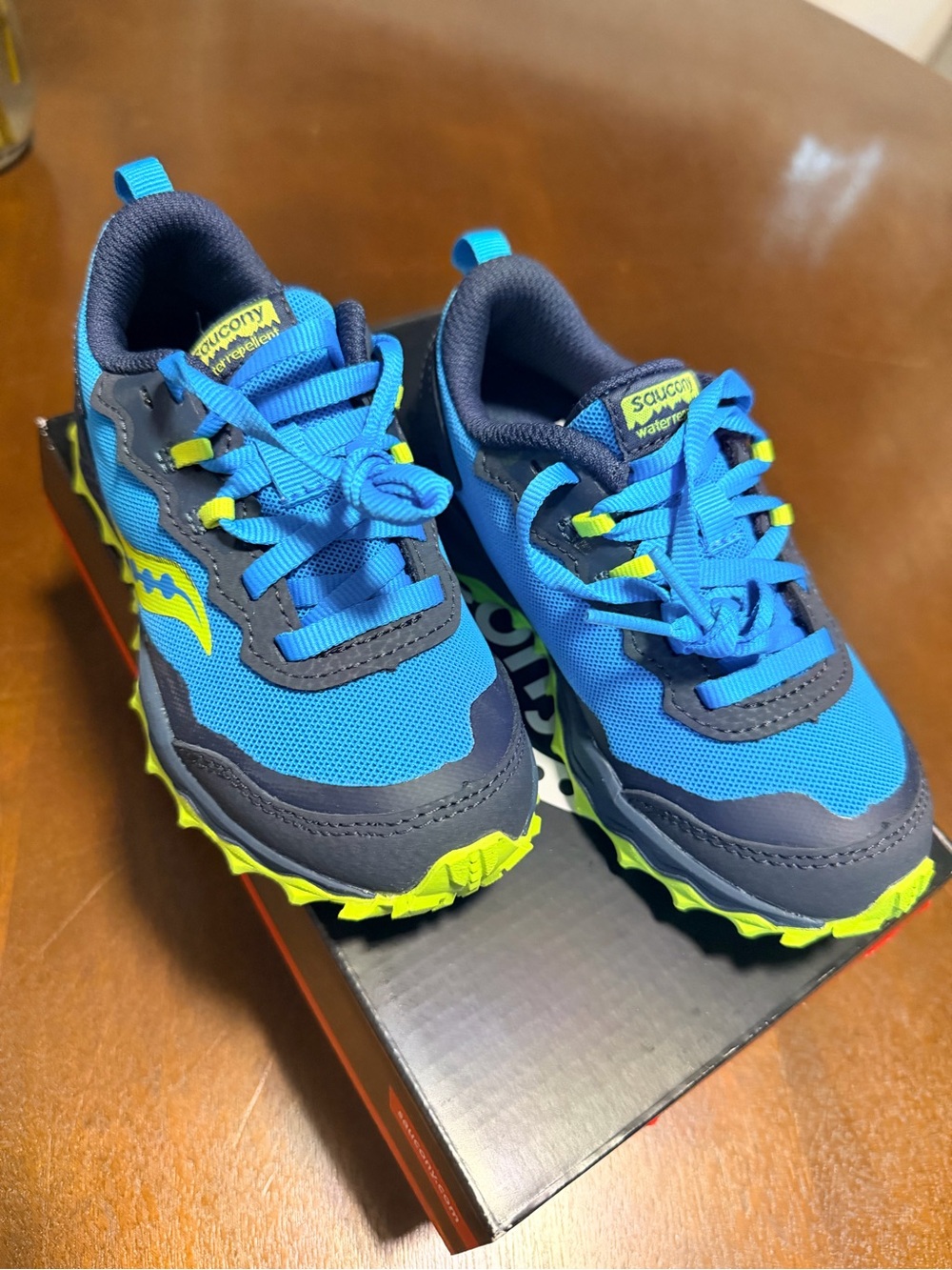 Saucony Kids Blue and Neon Yellow Sneakers toddler size 10.5
